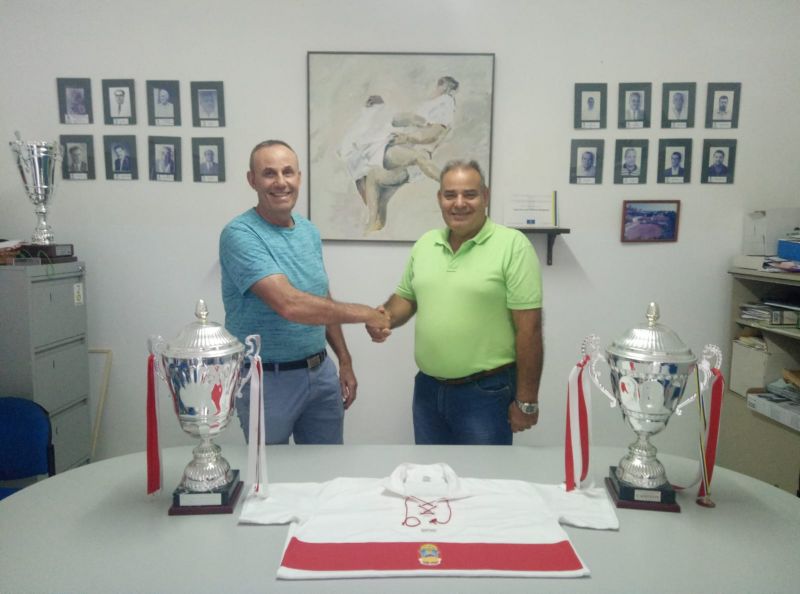 Adargoma: Llega Juan Coruña y se marcha Ayoze Ramírez