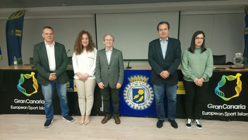 Domínguez apuesta por una federación unida y moderna