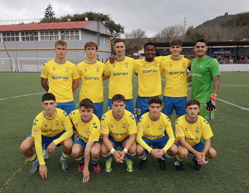 Victorias de la UD Las Palmas y CD Tenerife antes del derbi juvenil
