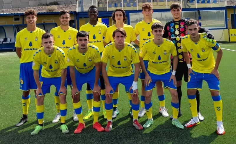 La UD, líder juvenil en solitario tras el pinchazo del Tenerife 