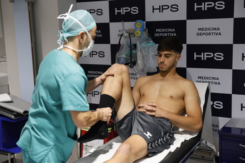 García Pimienta también analizará los guantes de Killane