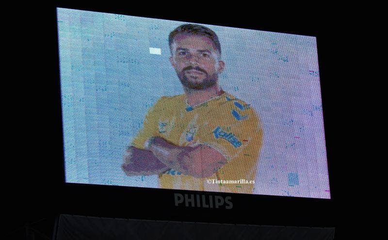 Las peñas del Tenerife repetirán la ovación a Kirian en el Heliodoro