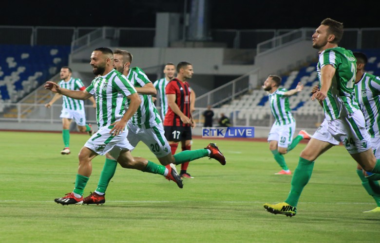 Lincoln Red, dirigido por Víctor Afonso, cayó en la Champions