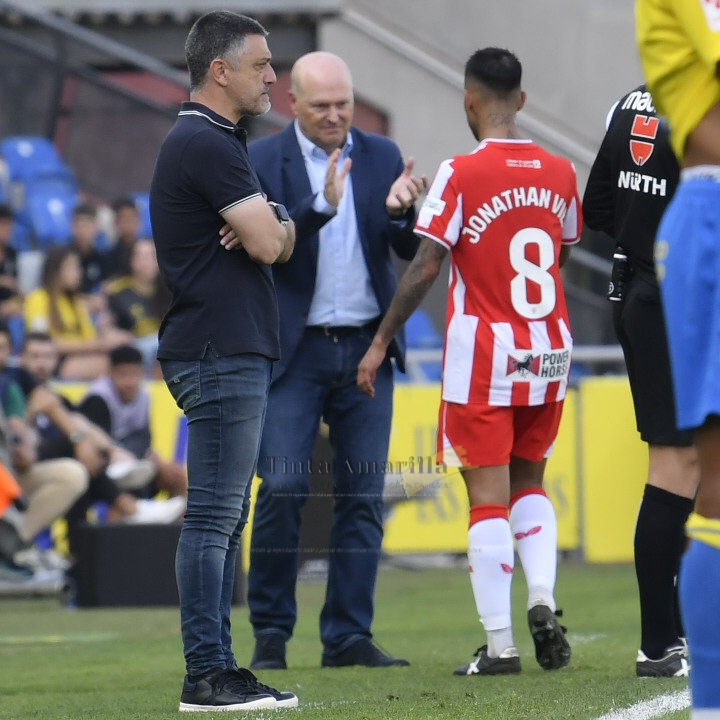 Quien aplaudió fue Pepe Mel