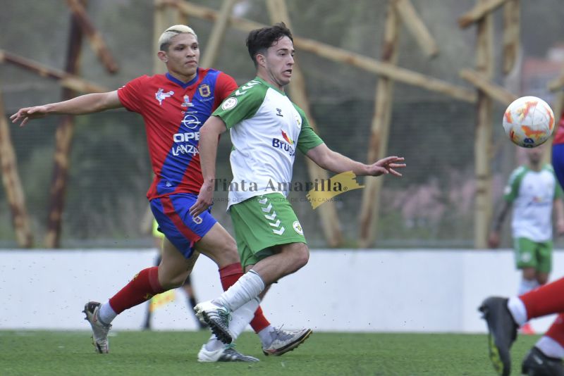 1-1: El Villa da la sorpresa y se mete en la final canaria