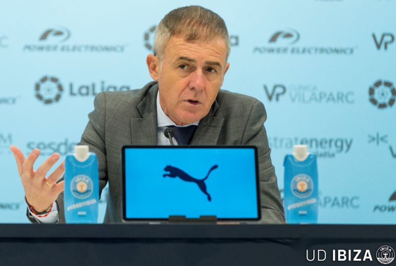 "Hay que apretar a Las Palmas y minimizar su posesión"