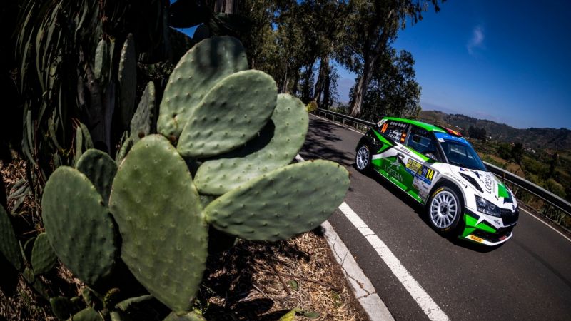 Monzón-Déniz sorprenden en la primera etapa del Islas Canarias