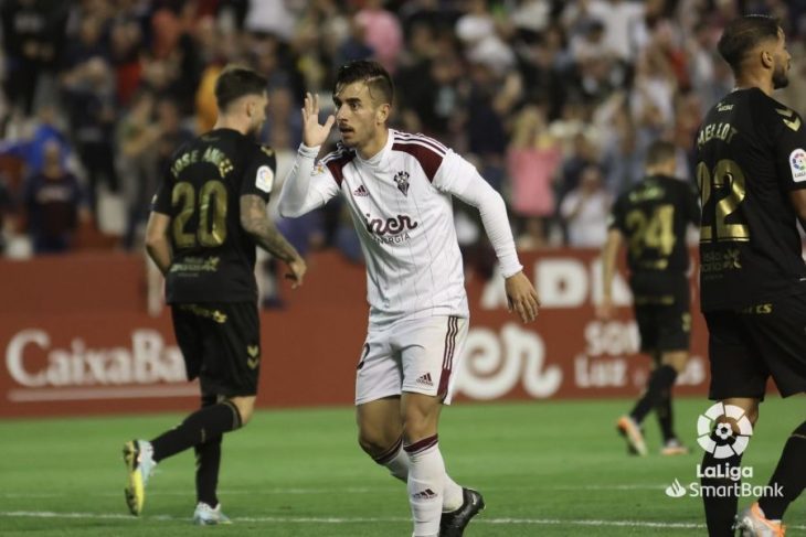 1-1: El Tenerife empata contra diez del Albacete