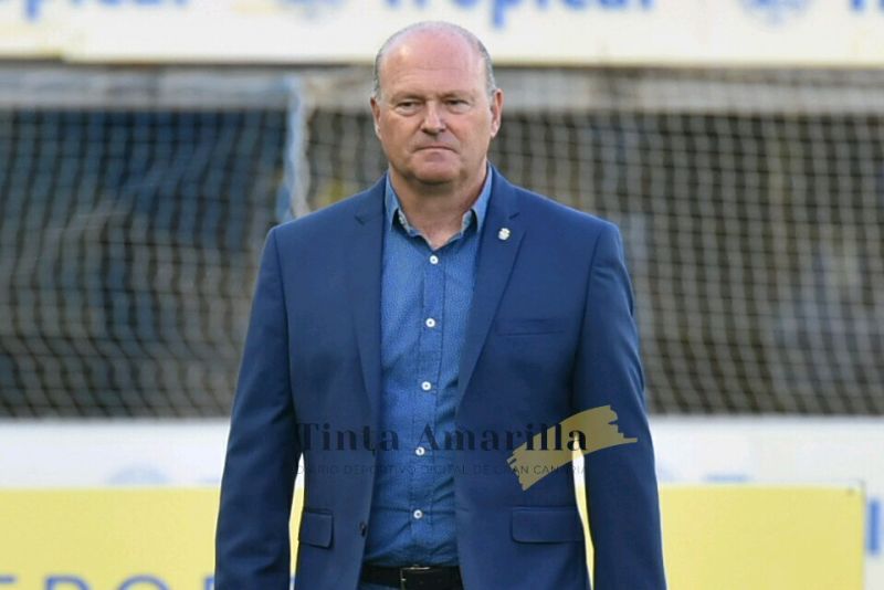 "Este entrenador no se casa con nadie"