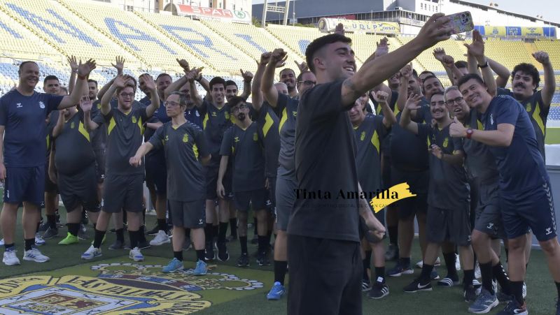 Moleiro se cita con el equipo más especial de la UD Las Palmas