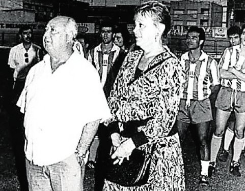 "El entrenador y la presidenta del Lorca hicieron de escudo de los jugadores de la UD"