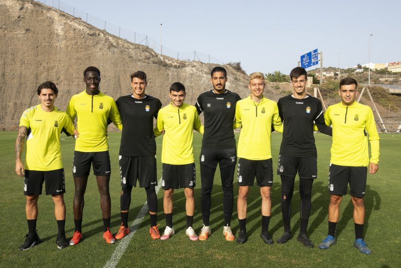 Los ocho dorsales de filiales