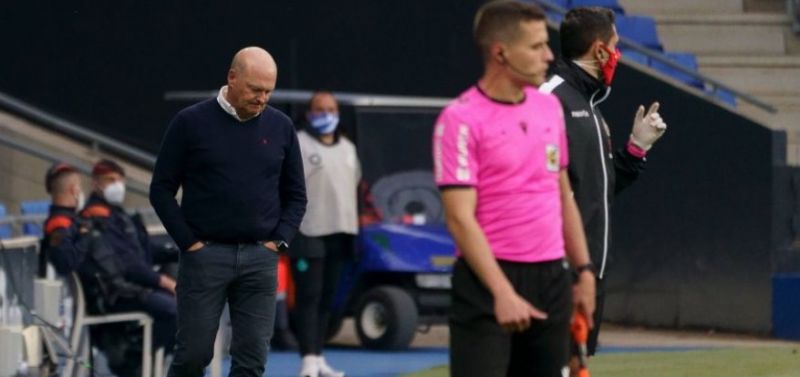 "Si hoy me preguntan no renovaría al entrenador"