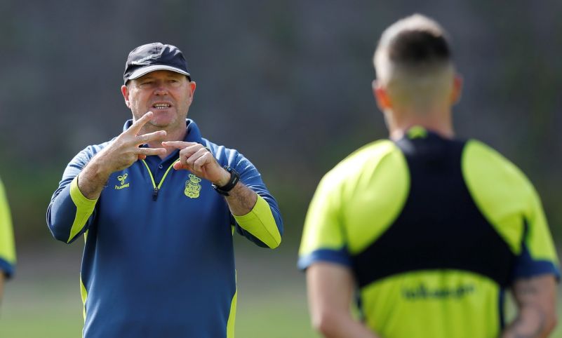 "No tenemos centrocampistas rocosos"