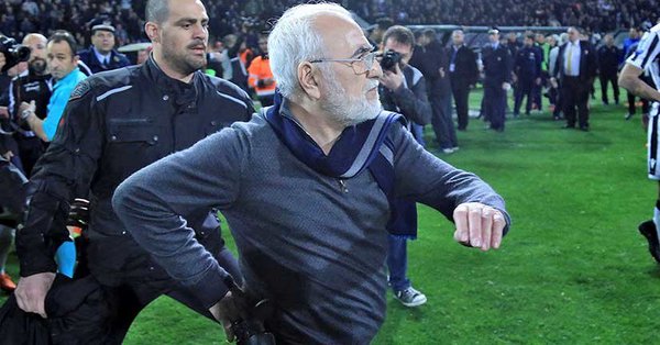El presidente de la pistola sólo quería proteger a los hinchas del PAOK