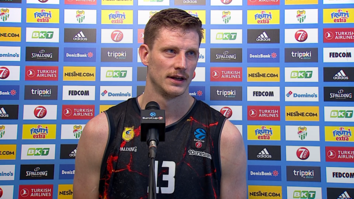 Pustovyi valora la unidad ante la adversidad