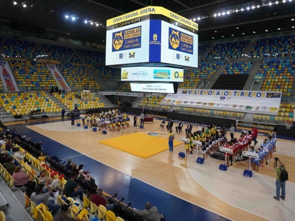 La vuelta de los equipos femeninos y de base se aplaza por el Covid