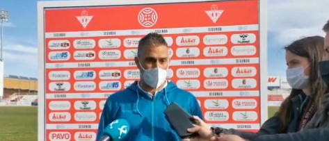 "Merecimos el empate; incluso con diez el balón era nuestro"