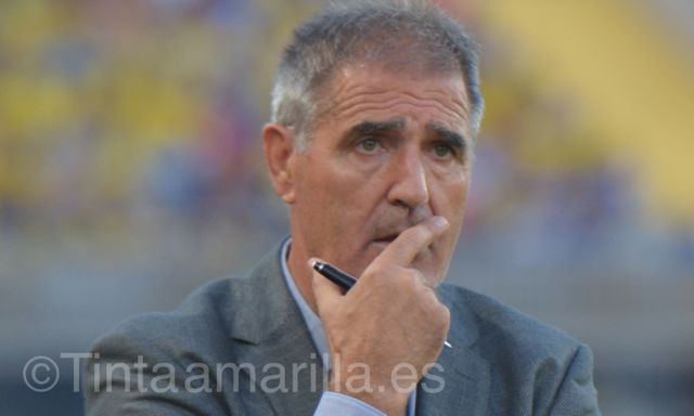 Paco Herrera reconoce que mezcló alegría y dolor en el ascenso de 2015