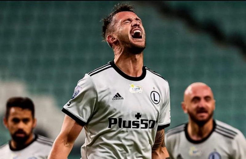 Pekhart cierra la temporada con el trofeo Pichichi de la Liga Polaca