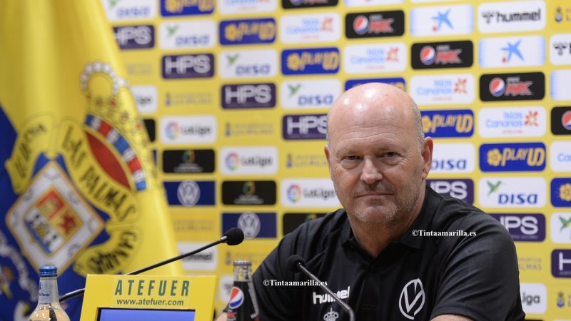 "No daré mi explicación sobre lo que ocurre fuera; sonaría a excusa"