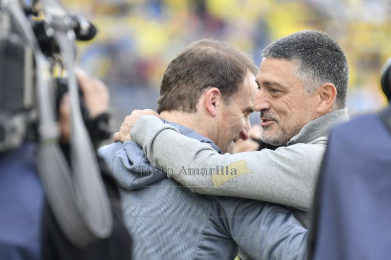 "Mis compañeros del banquillo me dicen que fue penalti"