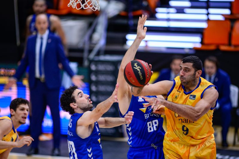 91-87: Cook y Bourousis derriban al Burgos
