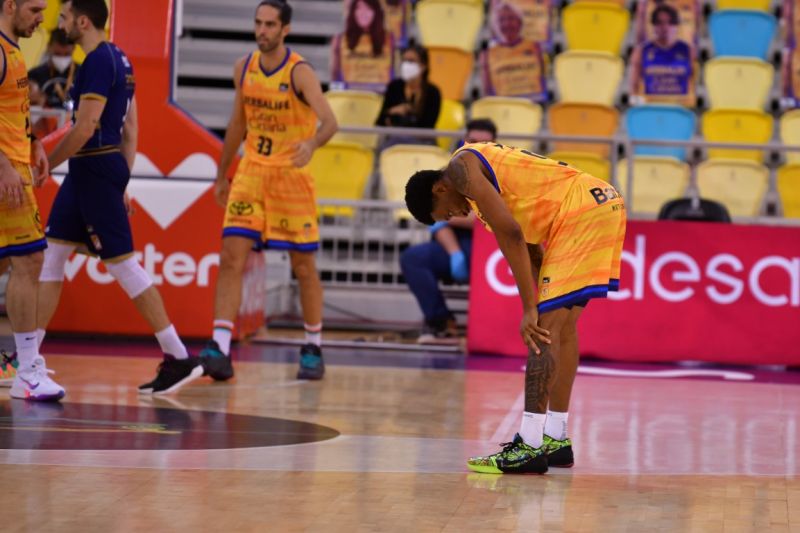 75-85: El Gran Canaria, en estado de alarma