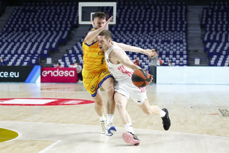 103-79: López lava la cara de un Gran Canaria sin defensa
