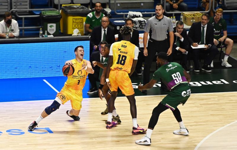 79-80: La bomba de Kramer revienta al Carpena