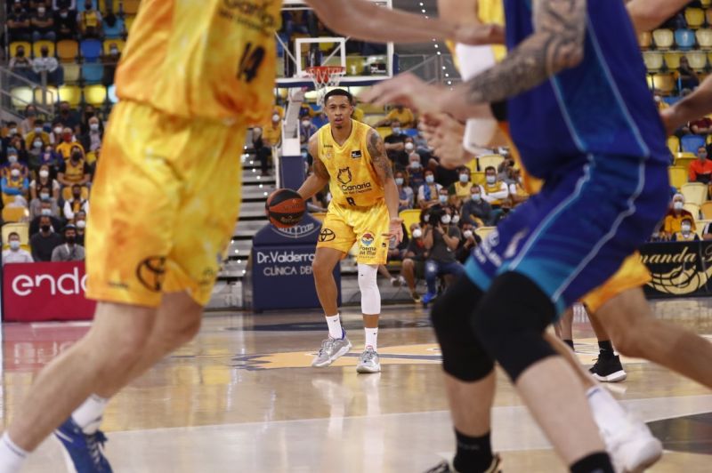 82-89: Maldonado se la lía a Fisac