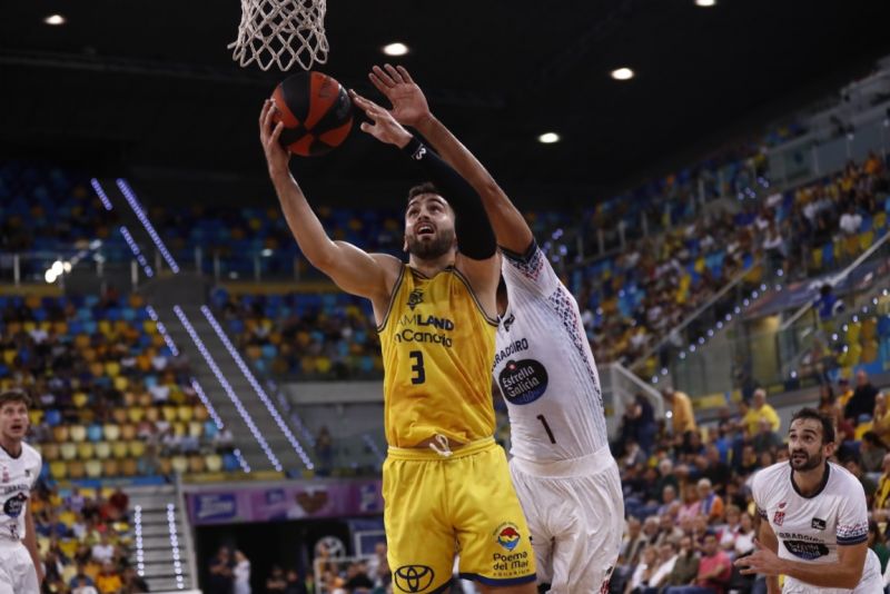 87-80: El Gran Canaria desgasta y gana al Obradoiro
