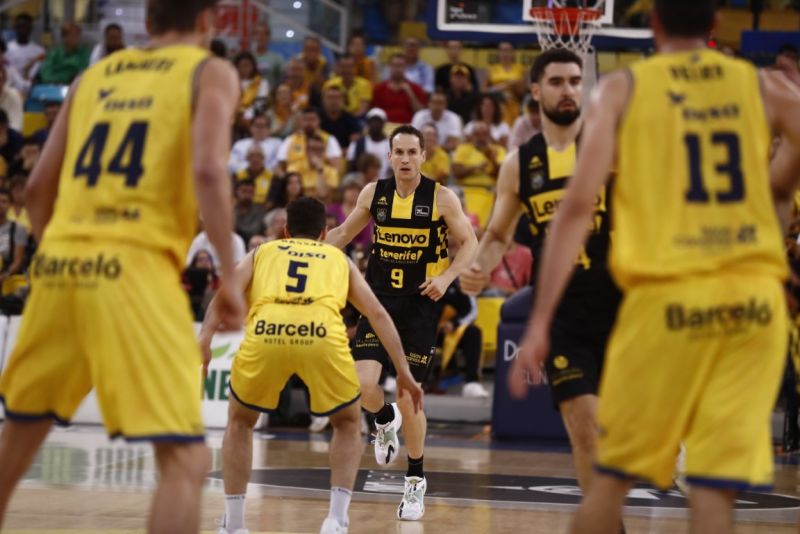 82-94: El Gran Canaria sucumbe en la prórroga del derbi