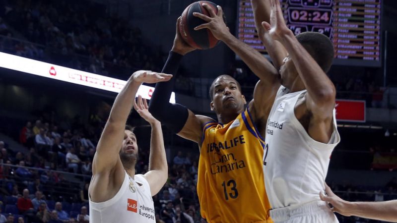 Pendientes de Eulis Báez