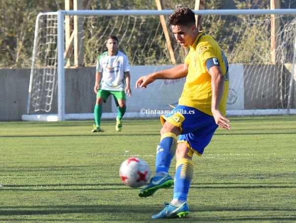 El ex amarillo Raúl Godoy firma por el filial del Jumilla