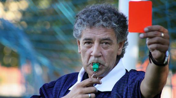 "La actitud de Ais Reig como árbitro no se puede consentir"