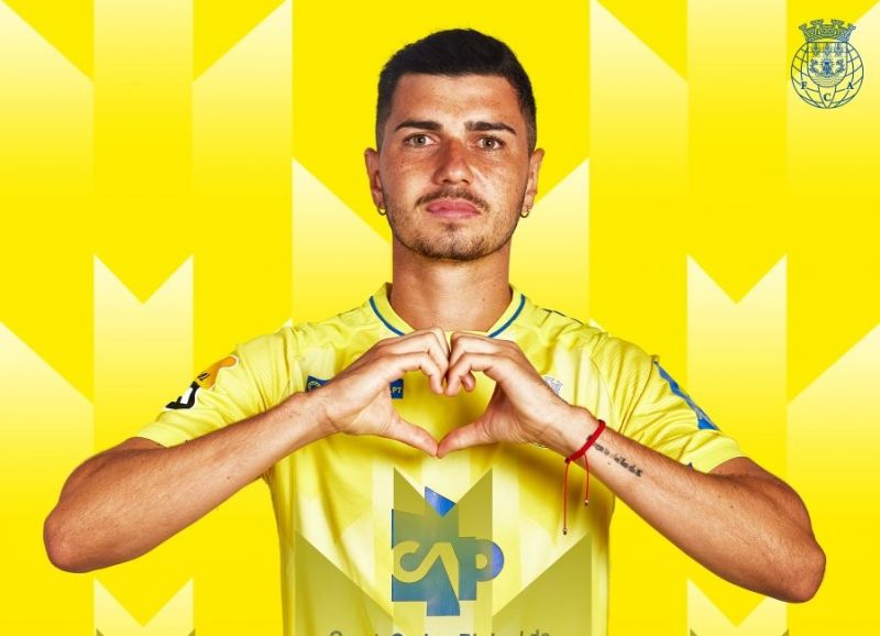 Mujica celebra su primer tanto en Portugal