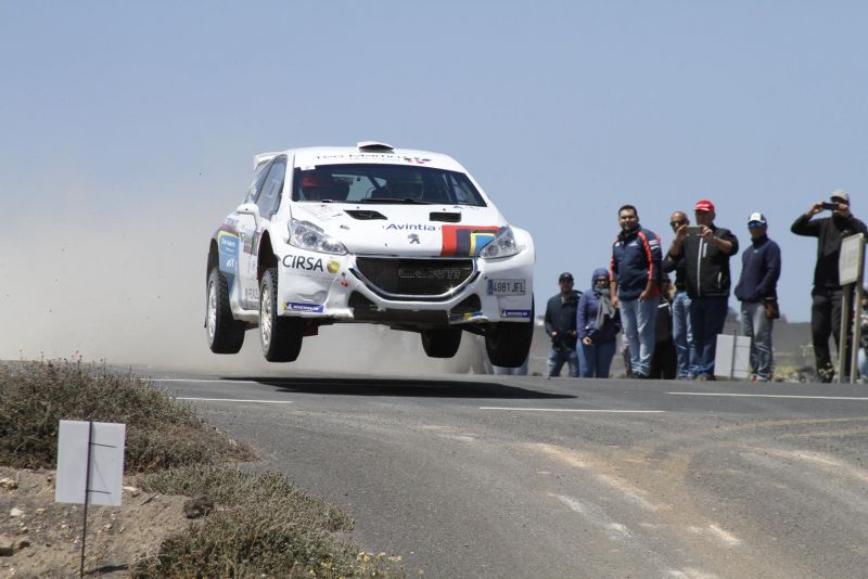 Pons-Sanjuan dominan en el Rallye de los Volcanes