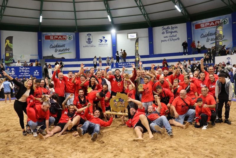 El primer título de la temporada, a las vitrinas del Ramón Jiménez