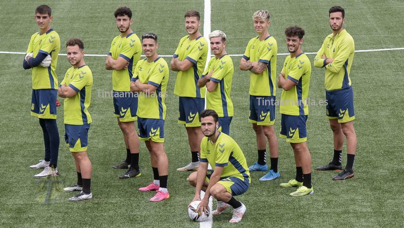 8 canteranos y 2 foráneos, refuerzos del filial