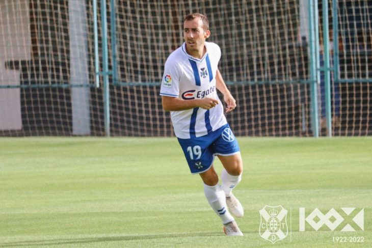 El Tenerife pide dinero por el préstamo de Díez