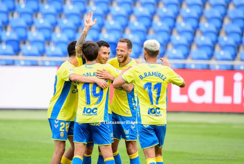 Rubén, primer goleador amarillo con 39 años de edad