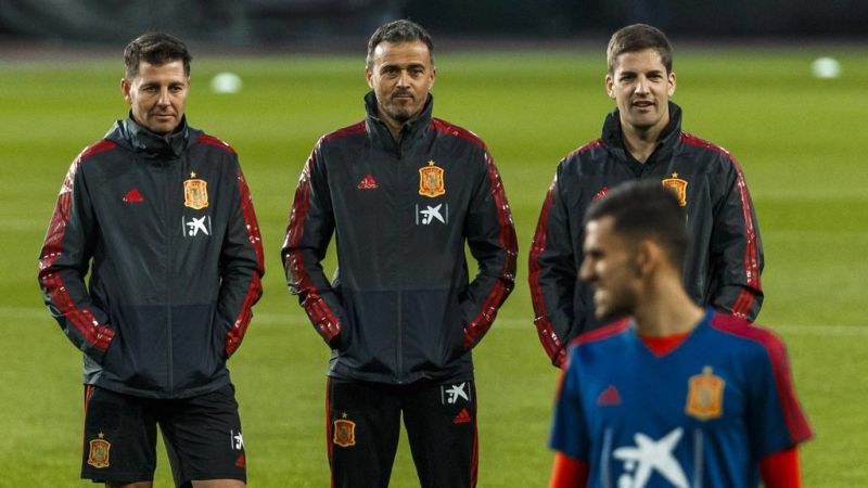 La salida de Moreno, condición de la vuelta de Luis Enrique