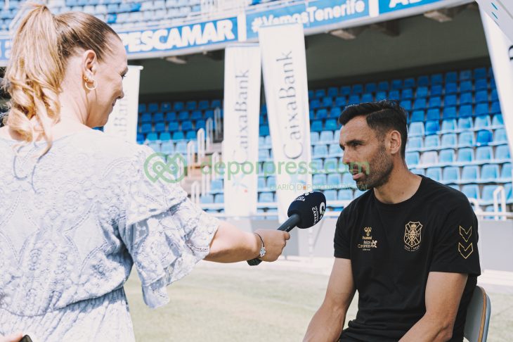 Gallego admite estar "un poco" rabioso por el cambio de papeles del derbi