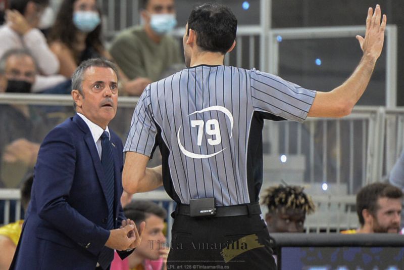 Fisac prefiere no mirar la clasificación