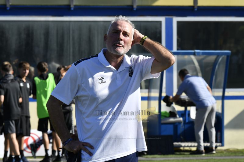 "Los Reyes nos dejaron dos regalos: el pase y la llamada de Abu con el primer equipo"