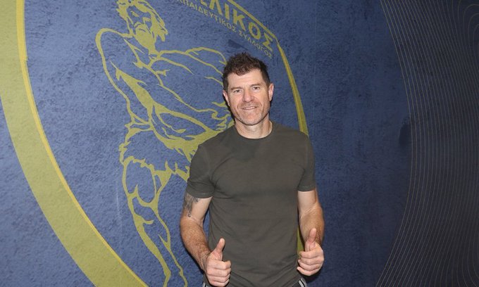 El ex amarillo Schurrer da el salto a un banquillo europeo