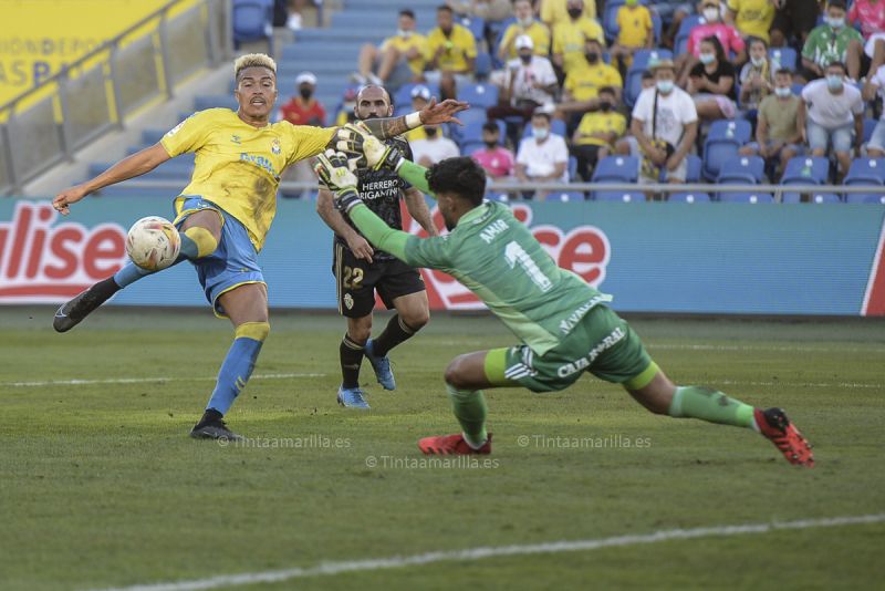 El nuevo seleccionador vinotinto indulta a Peñaranda