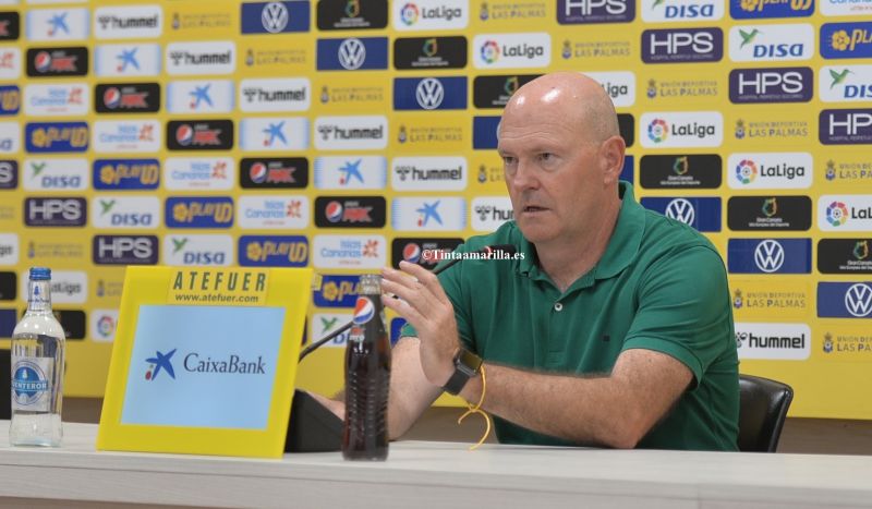 "Tenemos que jugar a otra cosa sin Viera"