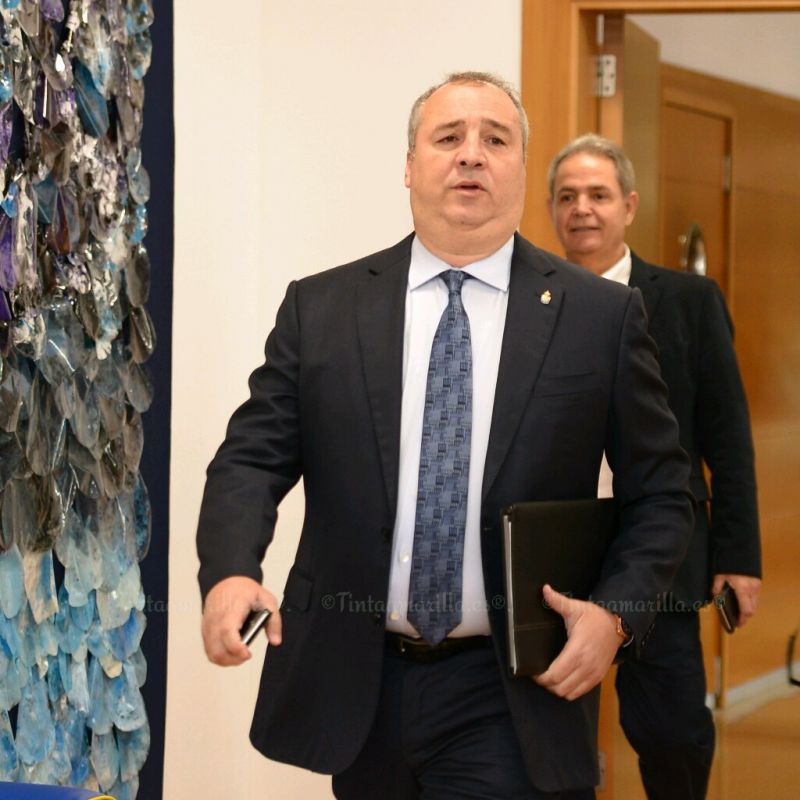 El futuro de Jémez, incógnita; vuelven los cedidos y revive la cantera